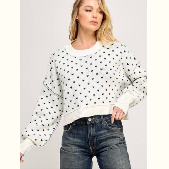 Free People Easy Street Patterned Crop Sweater white navy blue hearts XL new - Picture 1 of 6